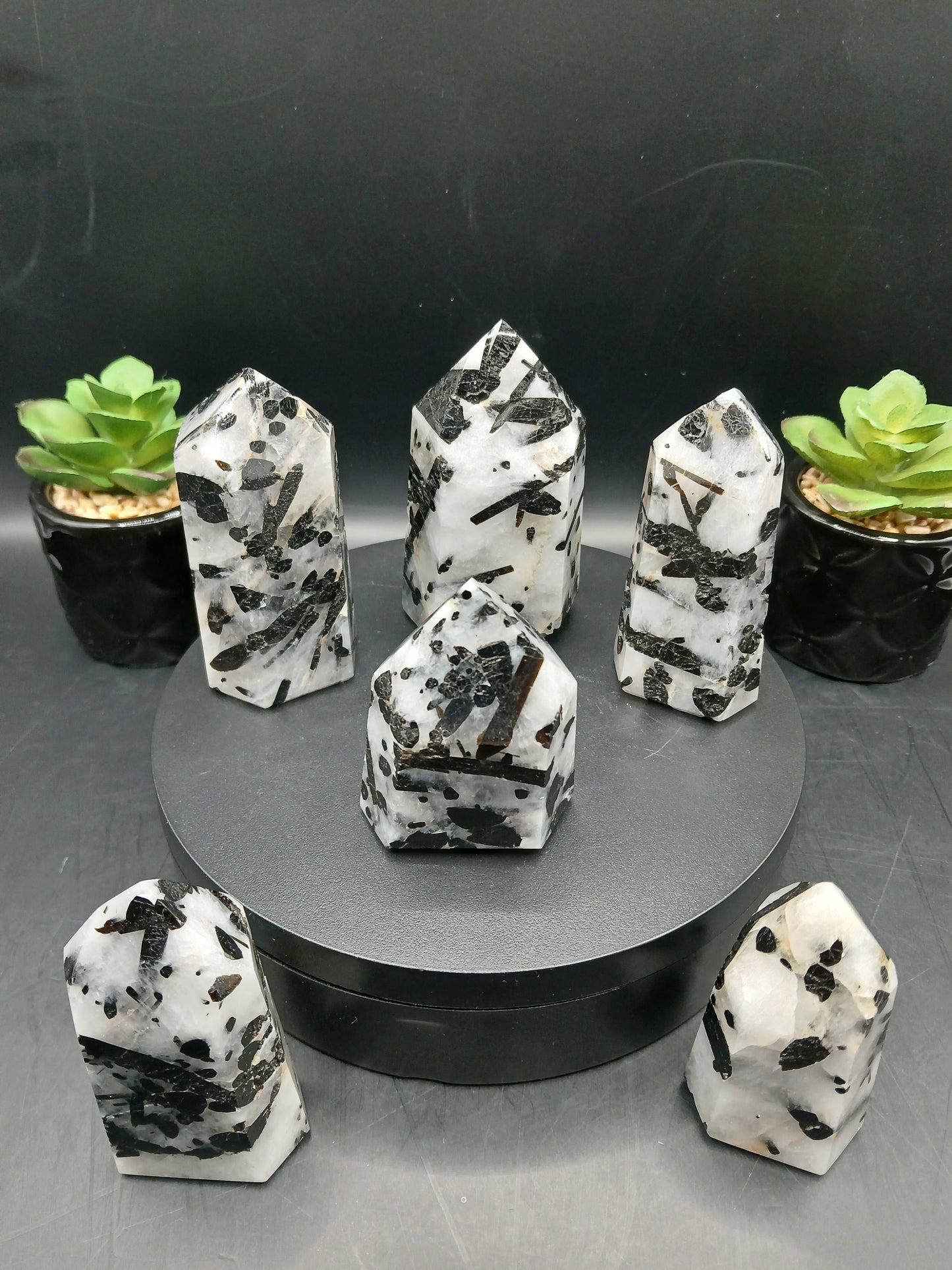 TOURMALINE IN QUARTZ POINTS