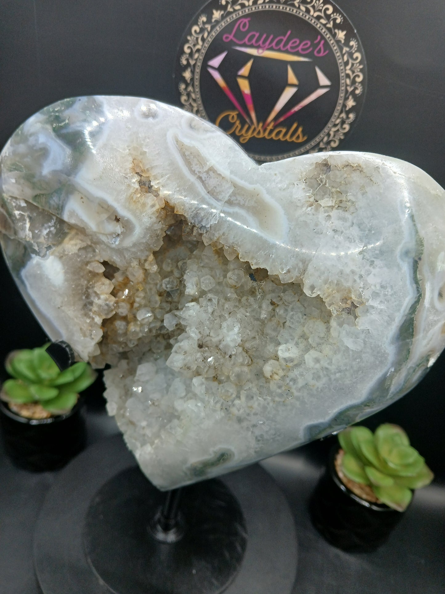 DRUZY MOSS AGATE HEART ON STAND