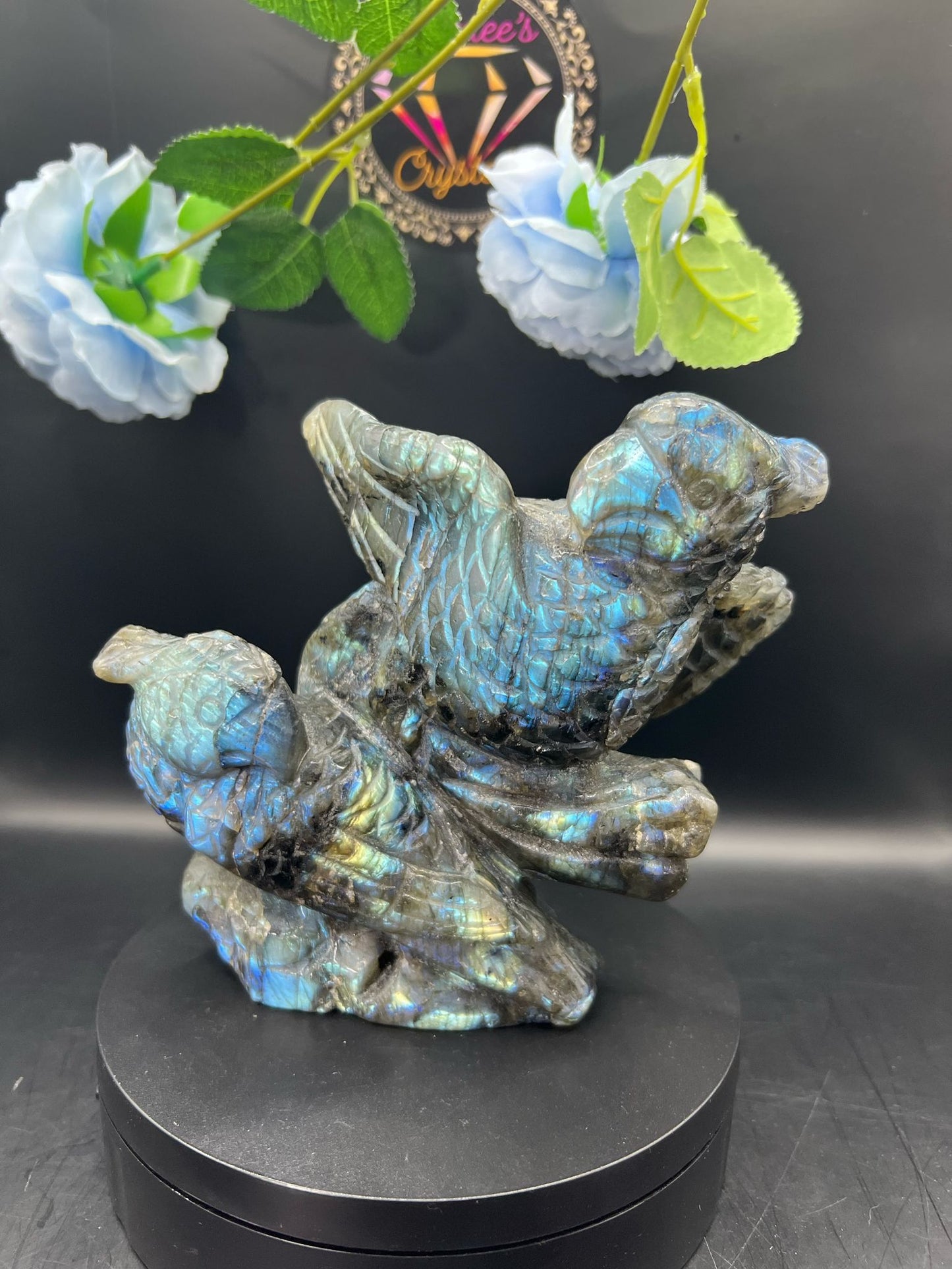 SUPER BLUE FLASH LABRADORITE PARROT CARVING