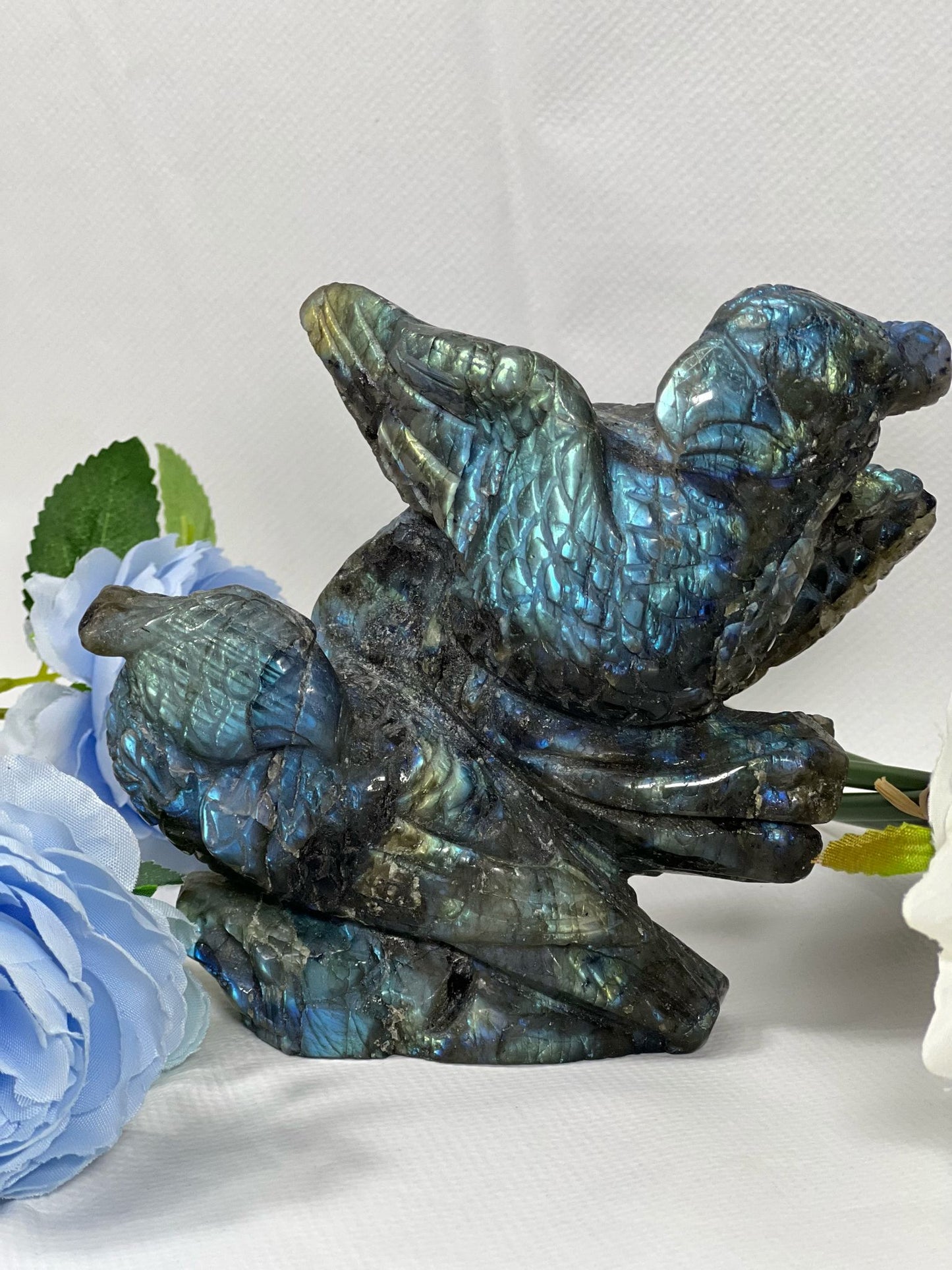 SUPER BLUE FLASH LABRADORITE PARROT CARVING