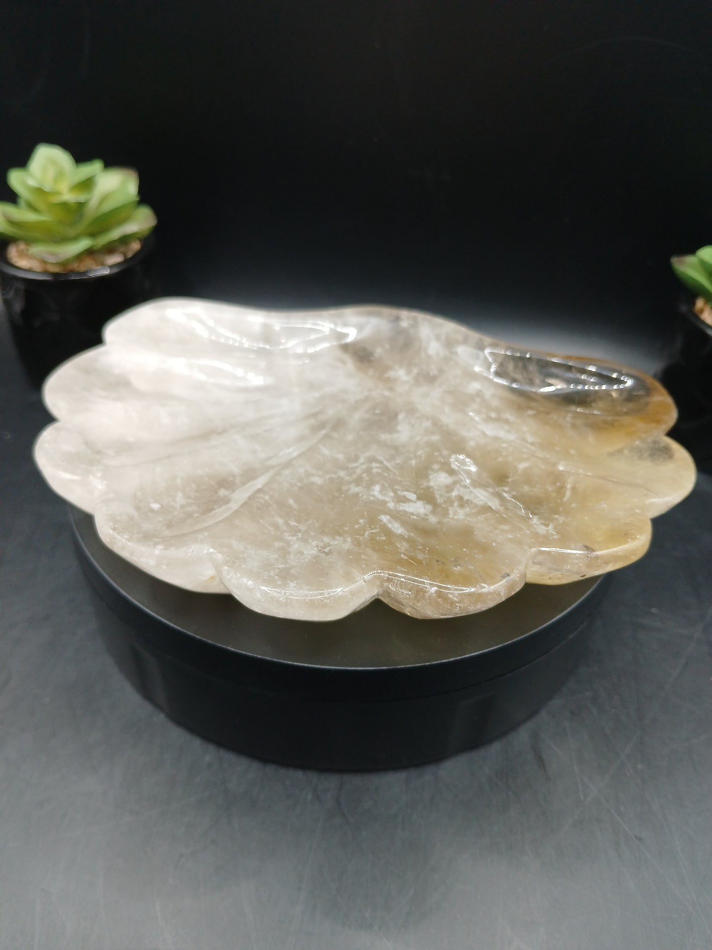 LARGE CITRINE & SMOKY QUARTZ SHELL DISH