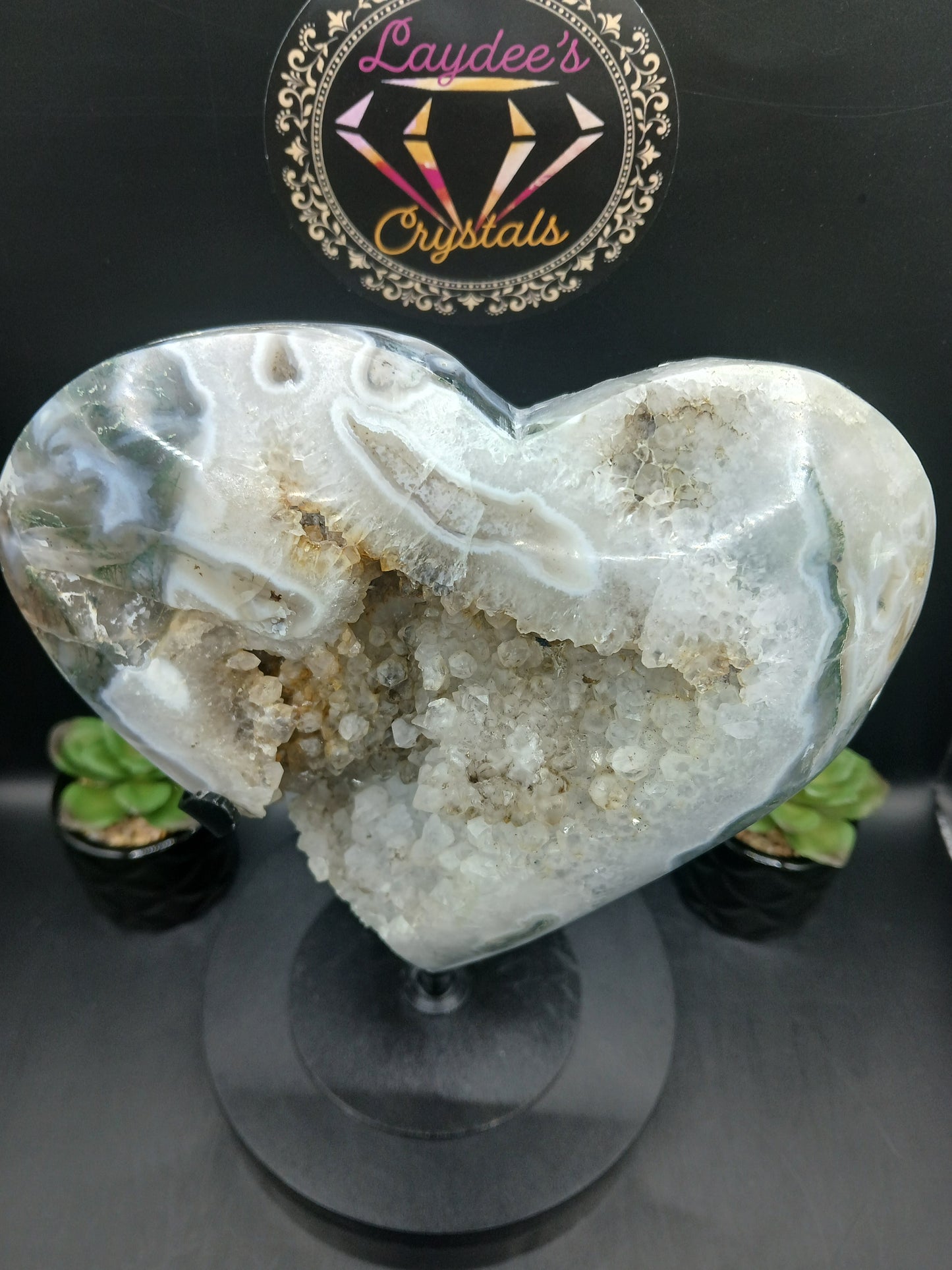 DRUZY MOSS AGATE  HEART ON STAND
