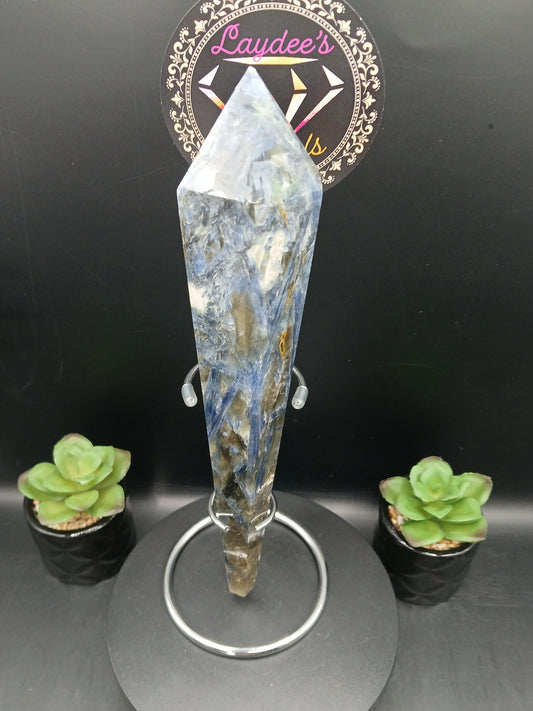 LARGE KYANITE WAND