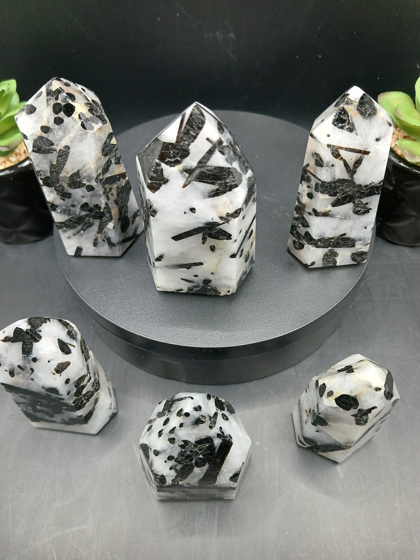 TOURMALINE IN QUARTZ POINTS