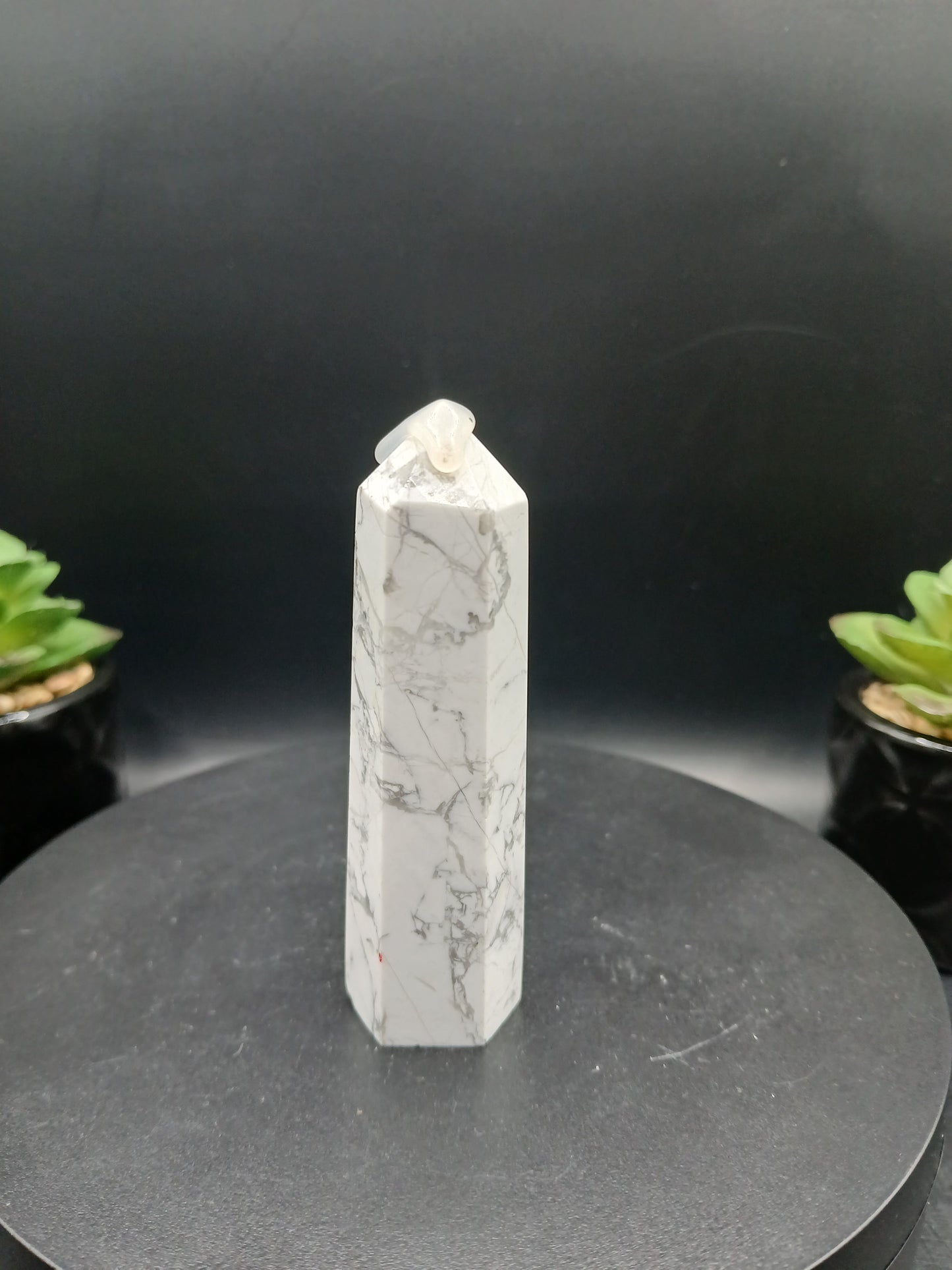 HOWLITE TOWERS