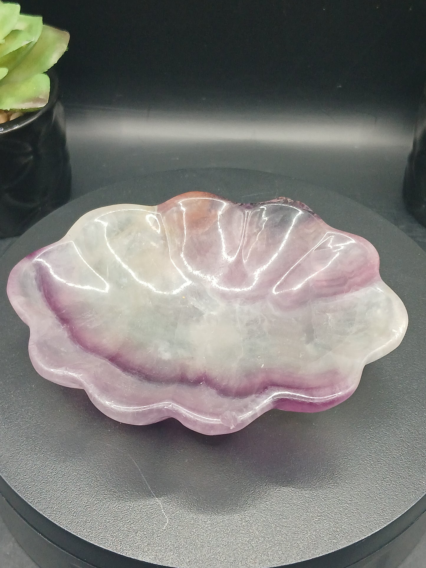 BANDED FLUORITE DISH